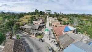 Habitantantes de la vereda Las Cruces de Timbío, Cauca, se benefician con Vías para la Vida
